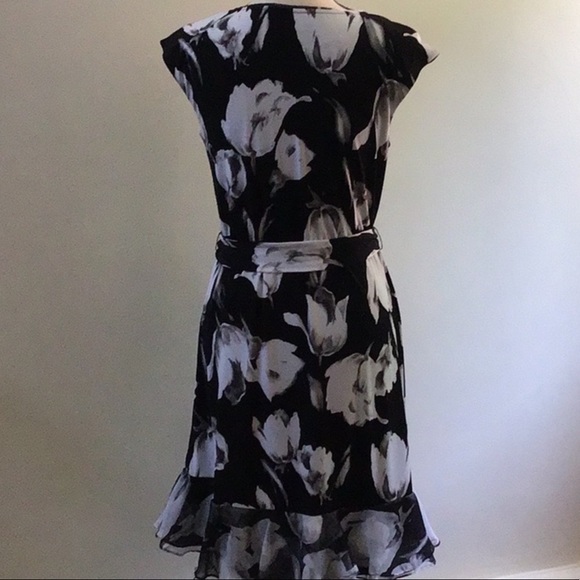 White House Black Market Faux Wrap Party Dress - Picture 4 of 6